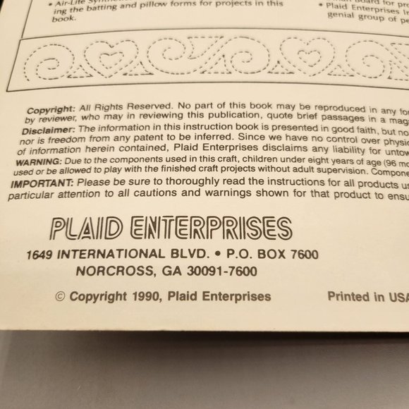 Victorian Quilting Quilt Pattern Book 18 Quilt Projects by Ruth Romaker - Picture 2 of 8